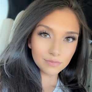 Meet your Posher, Je'lynn